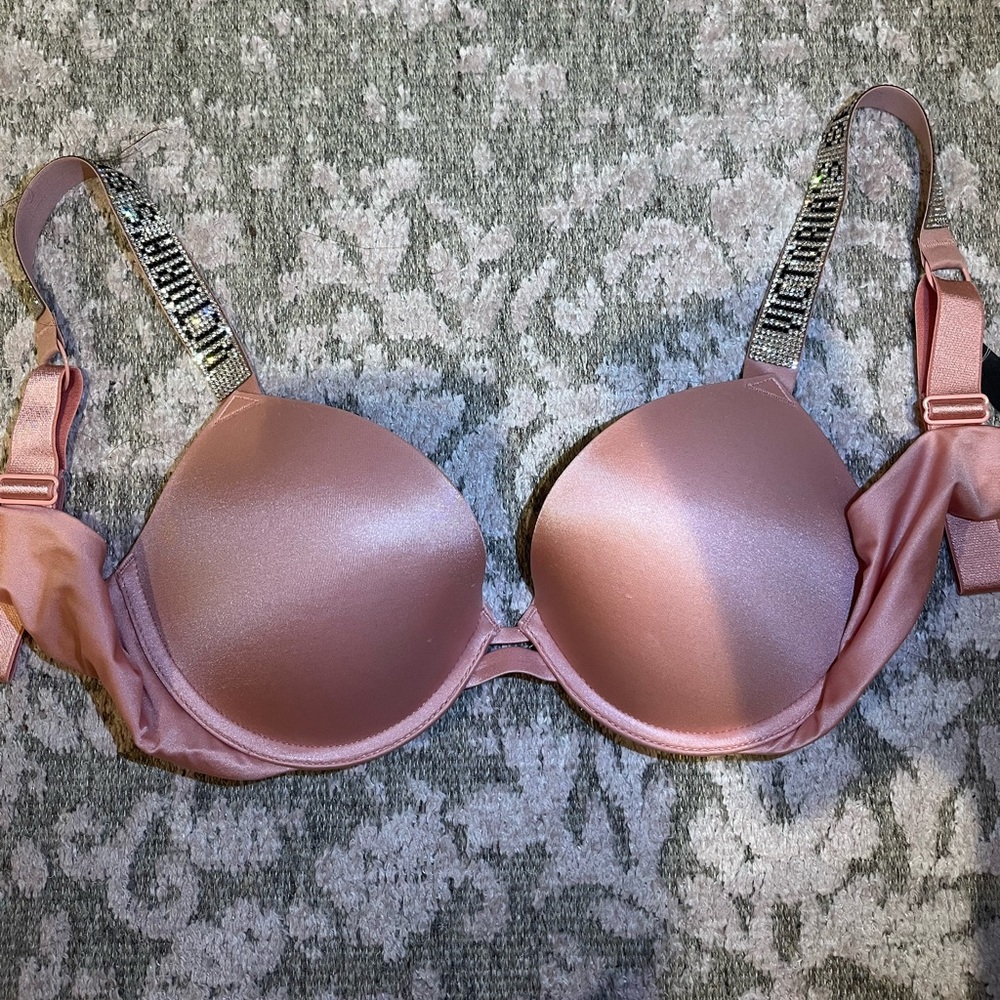 Victoria’s secret very sexy push up bra